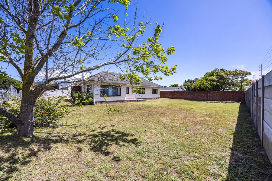 4 Bedroom Property for Sale in Milnerton Central Western Cape